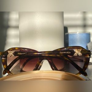 Tiffany & Co. sunglasses vintage Havana TF4108- B